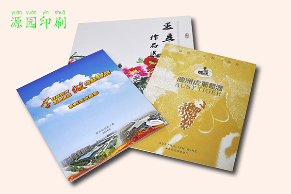 企業(yè)經(jīng)營中，企業(yè)畫冊、宣傳冊、說明書的作用起著非常重要的作用?